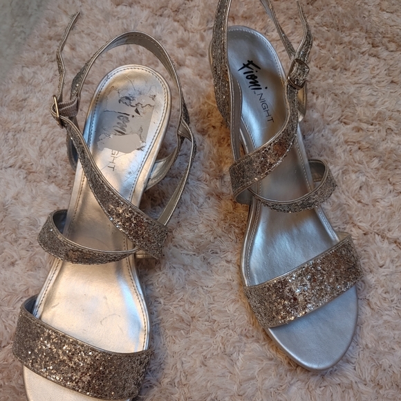 Sparkly Silver Heels - Picture 4 of 6
